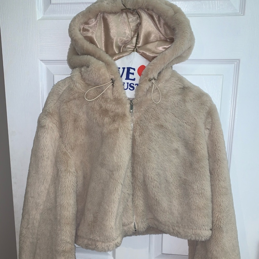 Cropped Fur Hoodie